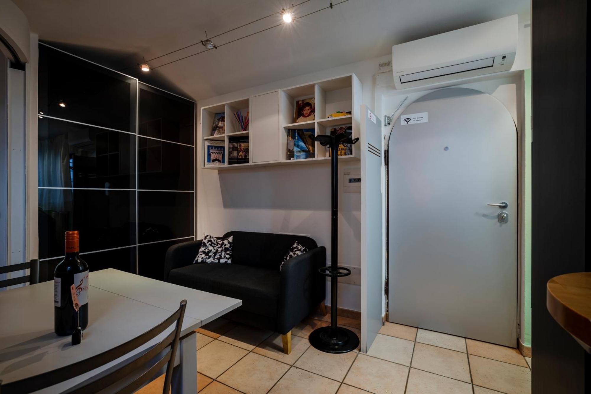 Above The Sky - Flying Apartment San Marino Eksteriør bilde