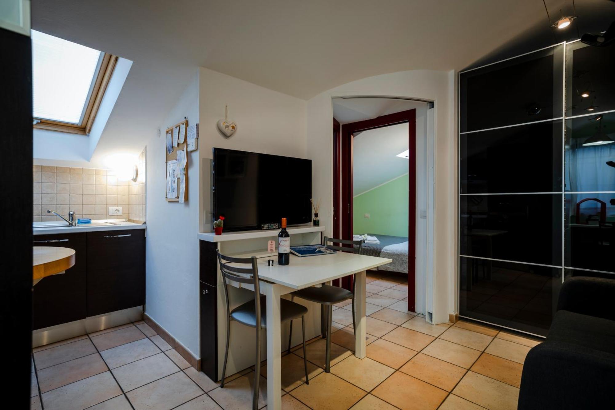 Above The Sky - Flying Apartment San Marino Eksteriør bilde